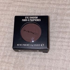 MAC Eye Shadow in "Blackberry Matte"